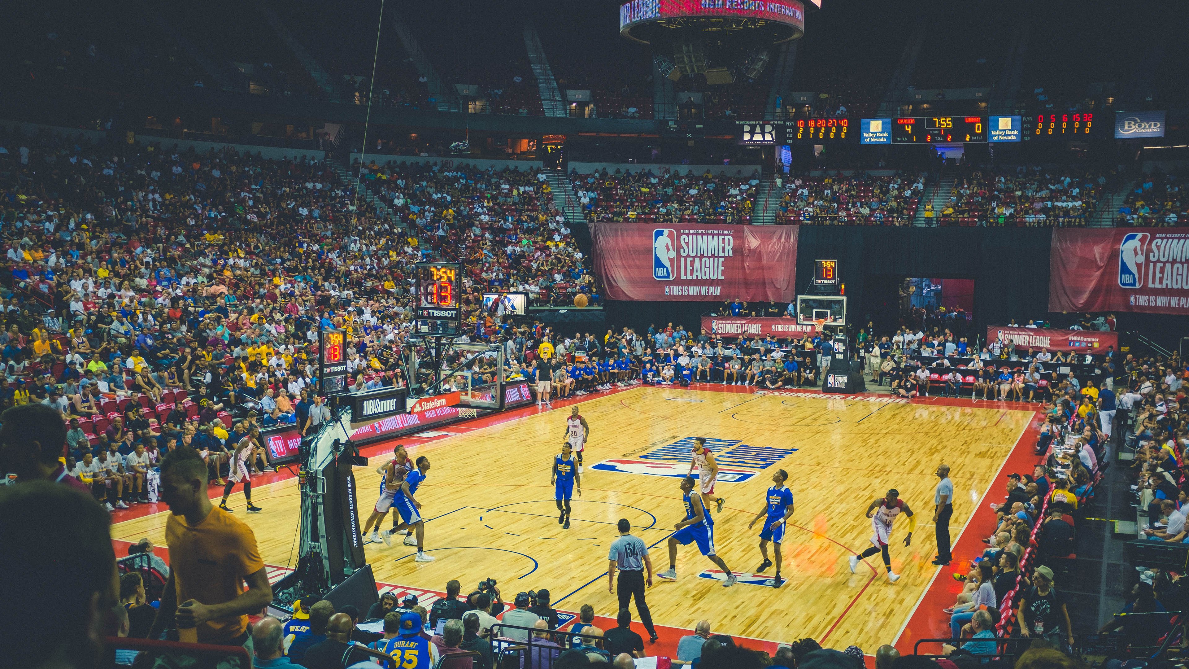 星空体育中国-《英雄联盟》宣布2028年度全球巡回赛将首次在亚洲举行,二零二一年英雄联盟全球总决赛